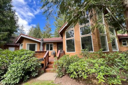 Allyn Casa | Deer Harbor