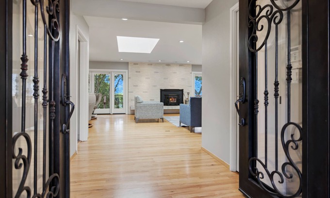 Carmel Valley Casa | Deer Meadow 4BR 3Ba w Valley Views 30 Night Min
