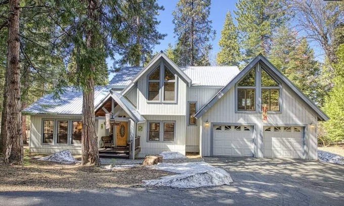 Granite Ridge Cabina | Deer Meadow Cabin @ Shaver Lake