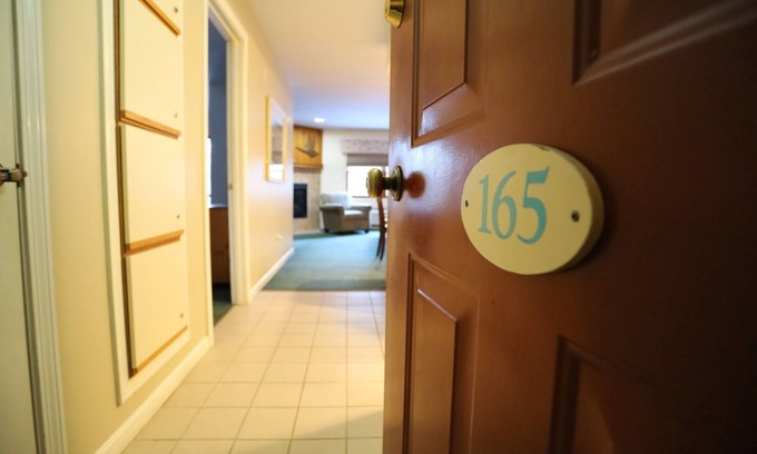 North Woodstock Condominio | Gran condominio de vacaciones para esquiadores, excursionistas, kayakistas, motos de nieve y familias!
