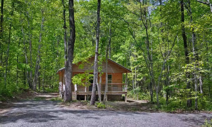 Fort Payne Cabina | Deer Trail