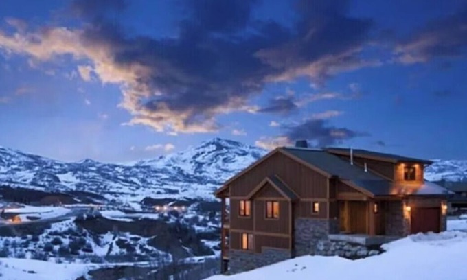Park City Casa | Deer Valley Lakeside Ski House *Sleeps 16