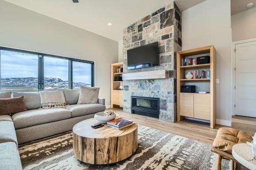 Park City Casa | Deer Valley Mountain Luxury at Jordanelle! 893 townhouse