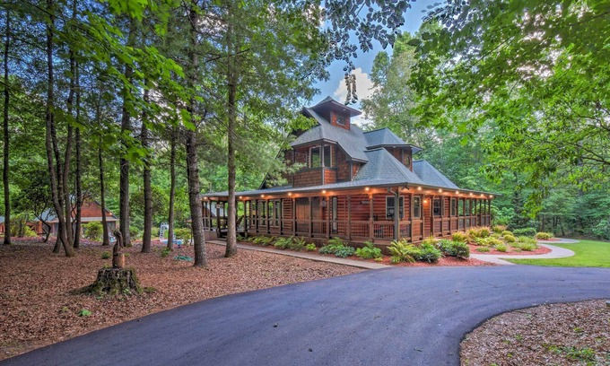 Epworth Cabina | Deer Watch Lodge - Blue Ridge