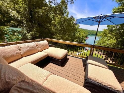 La Follette Casa | Deerfield Hideaway at Old Smokey home