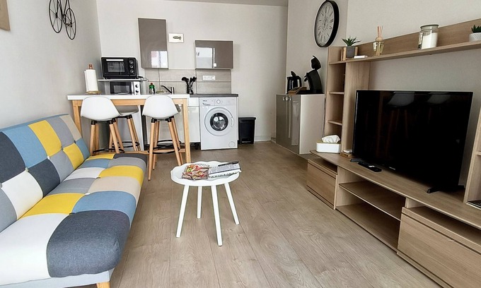 Royat Apartamento | Defrance girls between Thermes & volcans