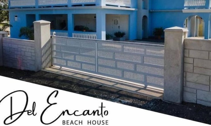 Piedras Blancas Casa | Del Encanto Beach House