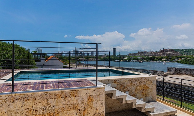 Cartagena Walled City Apartamento | Del Mar Guest House