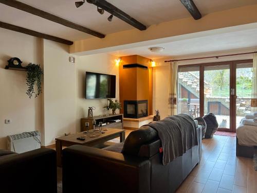 Distomo-Arachova-Antikyra Apartamento | Del Mountain Home Arachova