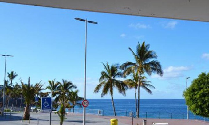 Puerto Naos Hotel | Delfin Playa