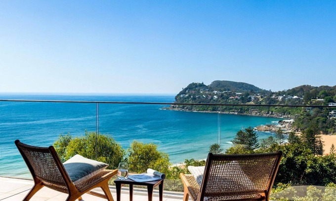 Whale Beach Casa | DELFINO BIANCO by Palm Beach Holiday Rentals