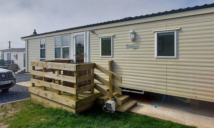 Monreith Casa | Delighful, Cosy Caravan with Sea View in Monreith