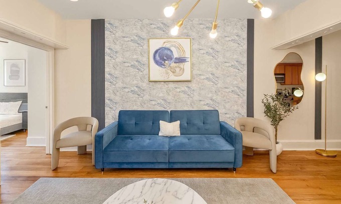 Old City Apartamento | Delightful 4BR Home Old City Walk to Attractions
