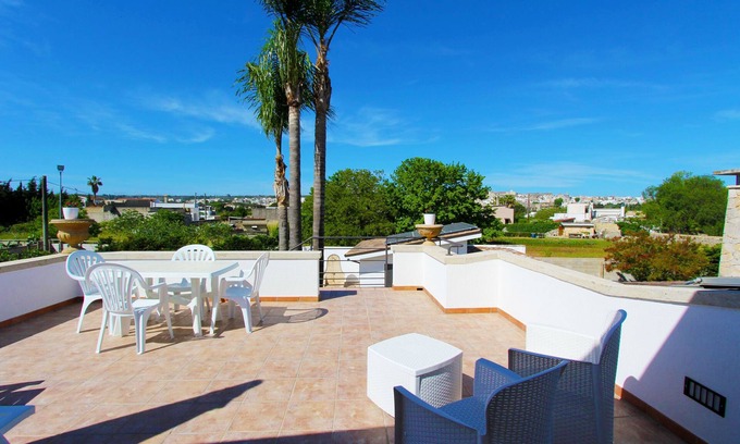 Specchia Apartamento | Delightful apartment with large terrace
