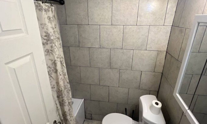 Primos Secane Apartamento | Delightful apartment with AC in Lansdowne