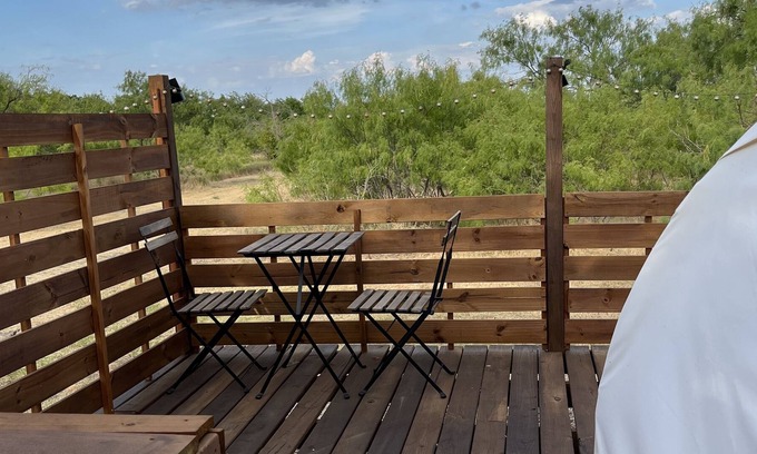 Royse City Alquiler De RV | Delightful Belle Tent on 10 Acres With Private Outdoor Shower!