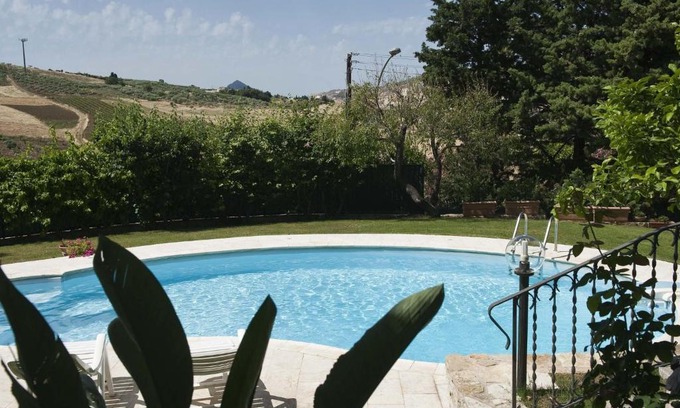 Buseto Palizzolo Casa | Delightful charming house with pool and all the facilities you need