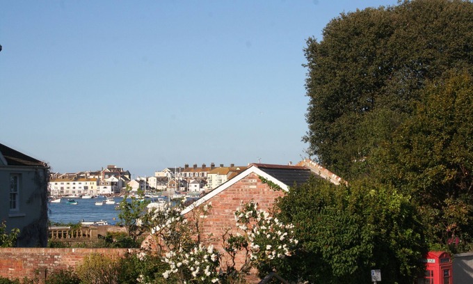 Shaldon Cabaña | Encantadora cabaña en Shaldon Green, a 50 metros de la playa, decoración náutica | Duerme 4-6