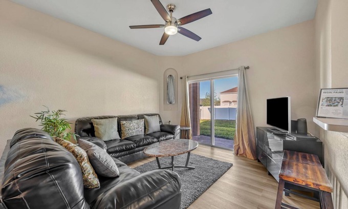Regal Palms Casa | Delightful Disney Villa Lazy River and Jurassic, Ratatouille, Lion King Rooms!