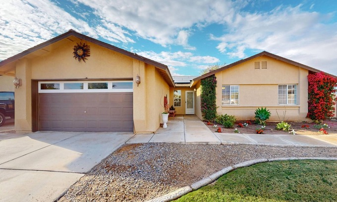 Yuma Casa | Delightful dog-friendly retreat with pool, yard, patio, & games - near golf