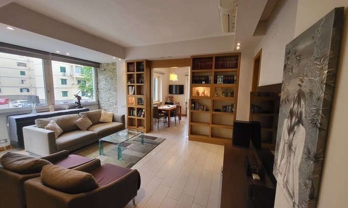 Arenella Apartamento | Delightful Holiday House in Naples, equipped with every comfort.
