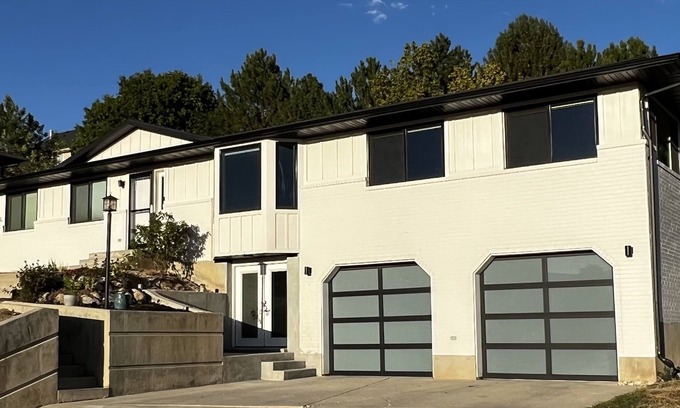 Lehi Casa | Delightful home with AMAZING space and views