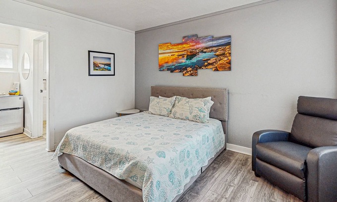 Kings Beach Chalet De Esquí | Delightful hotel with lakeview, golf, skiing, WiFi, & Netflix