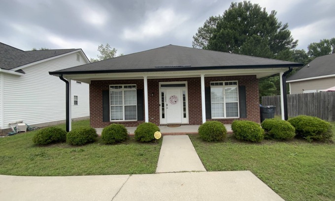 Gracewood Casa | Delightful patio home in golf course community