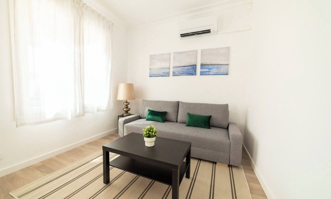 Gracia Apartamento | Delightful Penthouse with private terrace 2bd+2bth