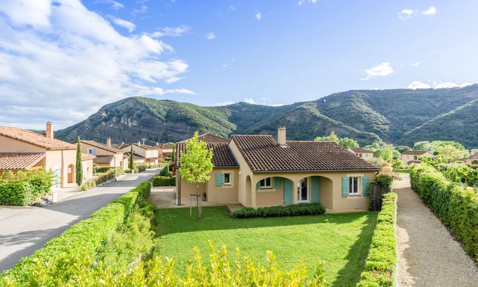 Vallon-Pont-d'Arc Villa | Encantadora villa para 4 personas en Domaine Les Rives de l'Ardèche