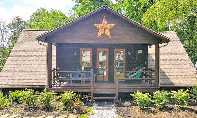 Fredericktown Casa | Delightful Weekend Getaway for the Perfect Outdoor Experience near Mansfield, Ohio