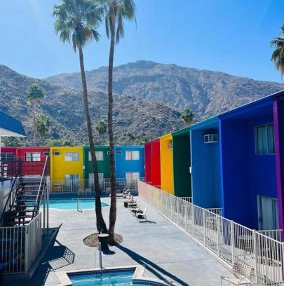 Palm Springs Hotel | Delos Reyes Palm Springs