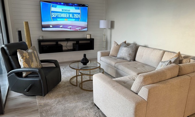 Delray Beach Condominio | Delray Racquet Club, Modern Updated Condo! 2-Bedroom, 2 Bath 2 miles to beach
