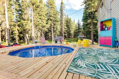 Delta Junction Casa | Delta Junction Rental with Shared Pool and Hot Tub!