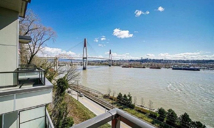 New Westminster Casa | Delux River View Home 2beds