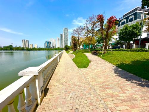 Tu Liem Apartamento | Delux Studio In Vinhomes Green Bay Near WJ Marriott Hotel