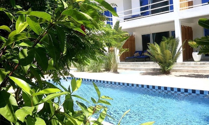 Jambiani Apartamento | Deluxe 1-bedroom hotel suites in Aurora