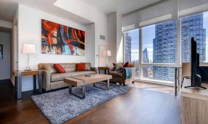 Hell's Kitchen Apartamento | Deluxe 1BR | Midtown West | Minutes to Javits Center | by GLS