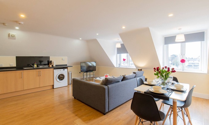 Hoddesdon Apartamento | De Lujo-2 bedroom Penthouse-Vista a la Ciudad-Apartamento-Baño Privado