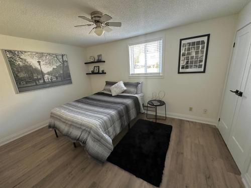 Port Dover Apartamento | Deluxe 2BD Movie Apartment in Port Dover