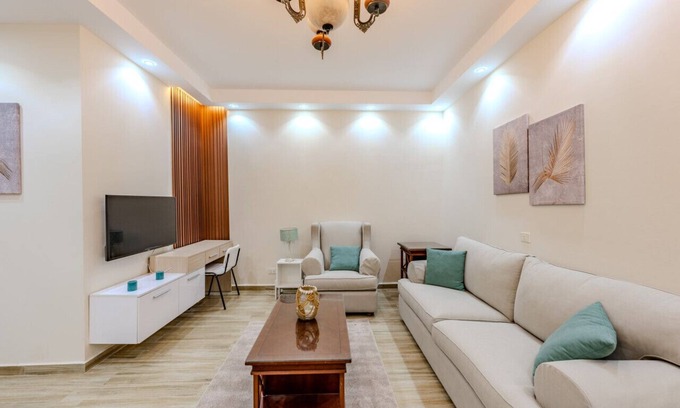 Dream Land Apartamento | Deluxe 2BR Golf View Apartment