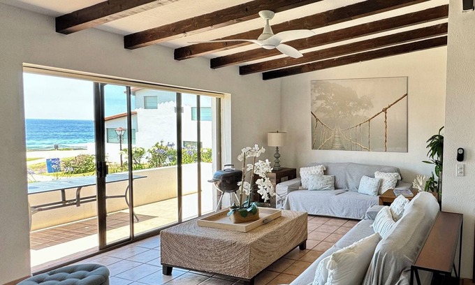 La Paloma Villa | PREMIUM VILLA 3 habitaciones, 2 baños con vista al mar Villa. 1,267 metros cuadrados Pie.
