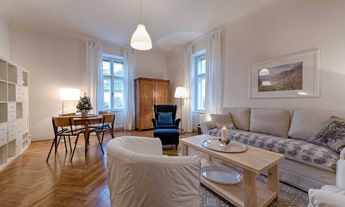 Reichenau an der Rax Apartamento | Deluxe Apartment mit Zwei Schlafzimmern und Wintergarten - Top 1 - Landhaus Blauer Spatz