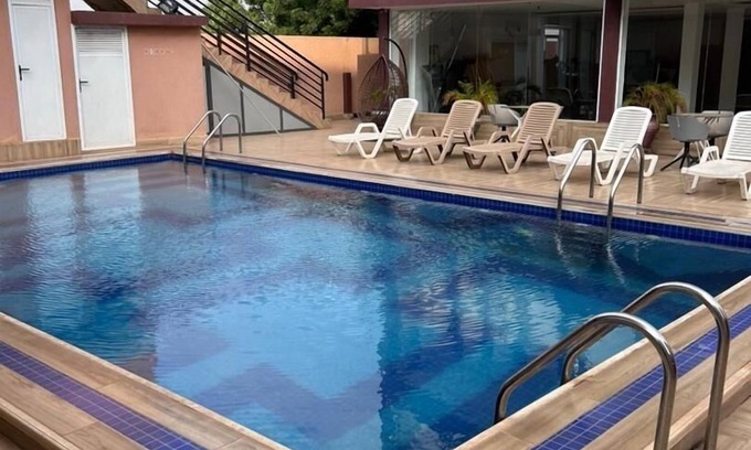 Santeo Casa | Deluxe Apartment East Legon Hills with Swimming Pool & Gym