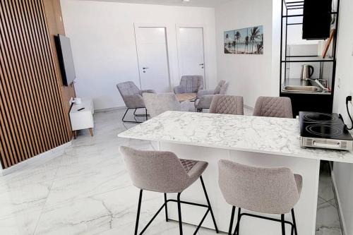 Ramat Gan Apartamento | Deluxe Apartment in Ramat Gan Next to Sheba Hospital