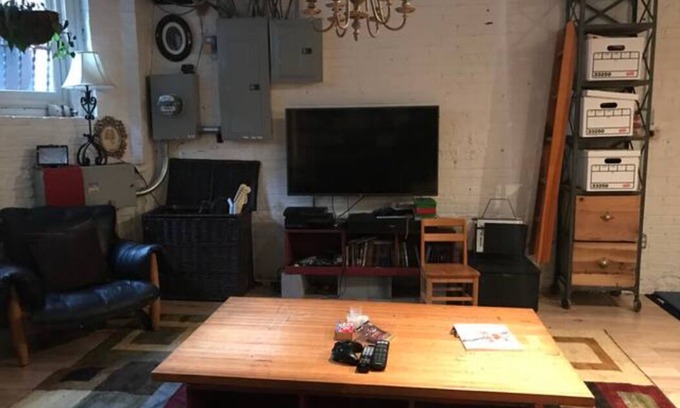 Park Slope Casa | Deluxe Boho Brooklyn Brownstone w/ Private Garden!