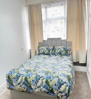 Huddersfield Apartamento | Deluxe Centre Private Apartment - Self Check In - Cctv - Free Parking