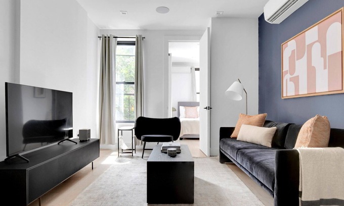 Boerum Hill Apartamento | Deluxe Cobble Hill 2BR w/ W/D, near TJ, by Blueground