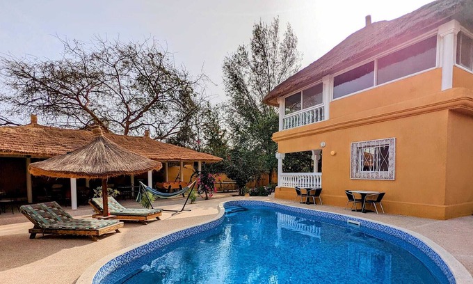 Ndangane Cama Y Desayuno | Deluxe Double Room in Villa with Sauna and Pool