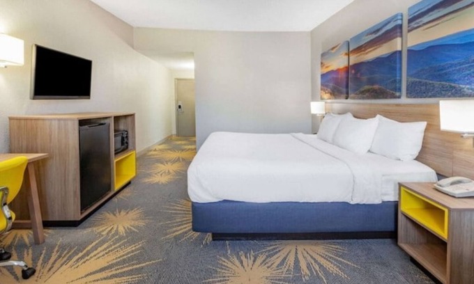 Hollins Apartamento | Deluxe Double Room with Two Double Beds - Non-Smoking